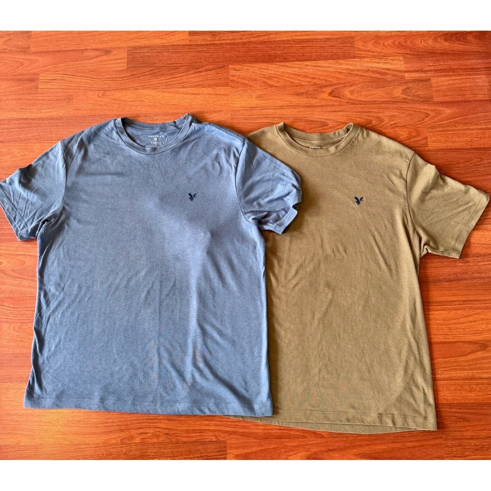 Bundle of 2 American Eagle Super Soft  T-Shirts Mens Medium Blue Olive